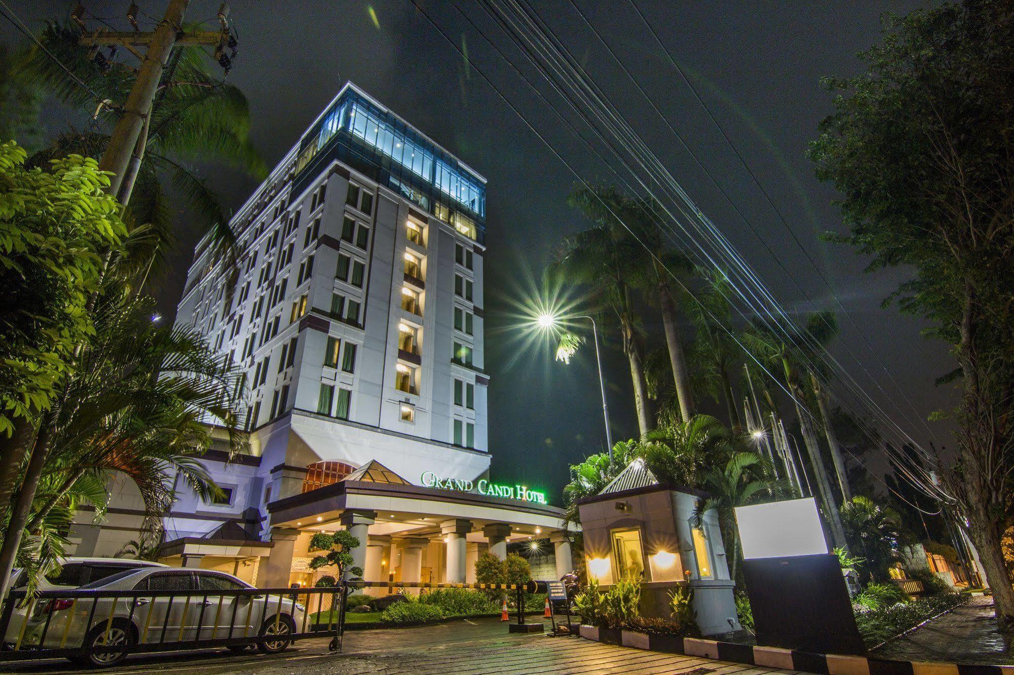 Grand Candi Hotel Semarang Zewnętrze zdjęcie